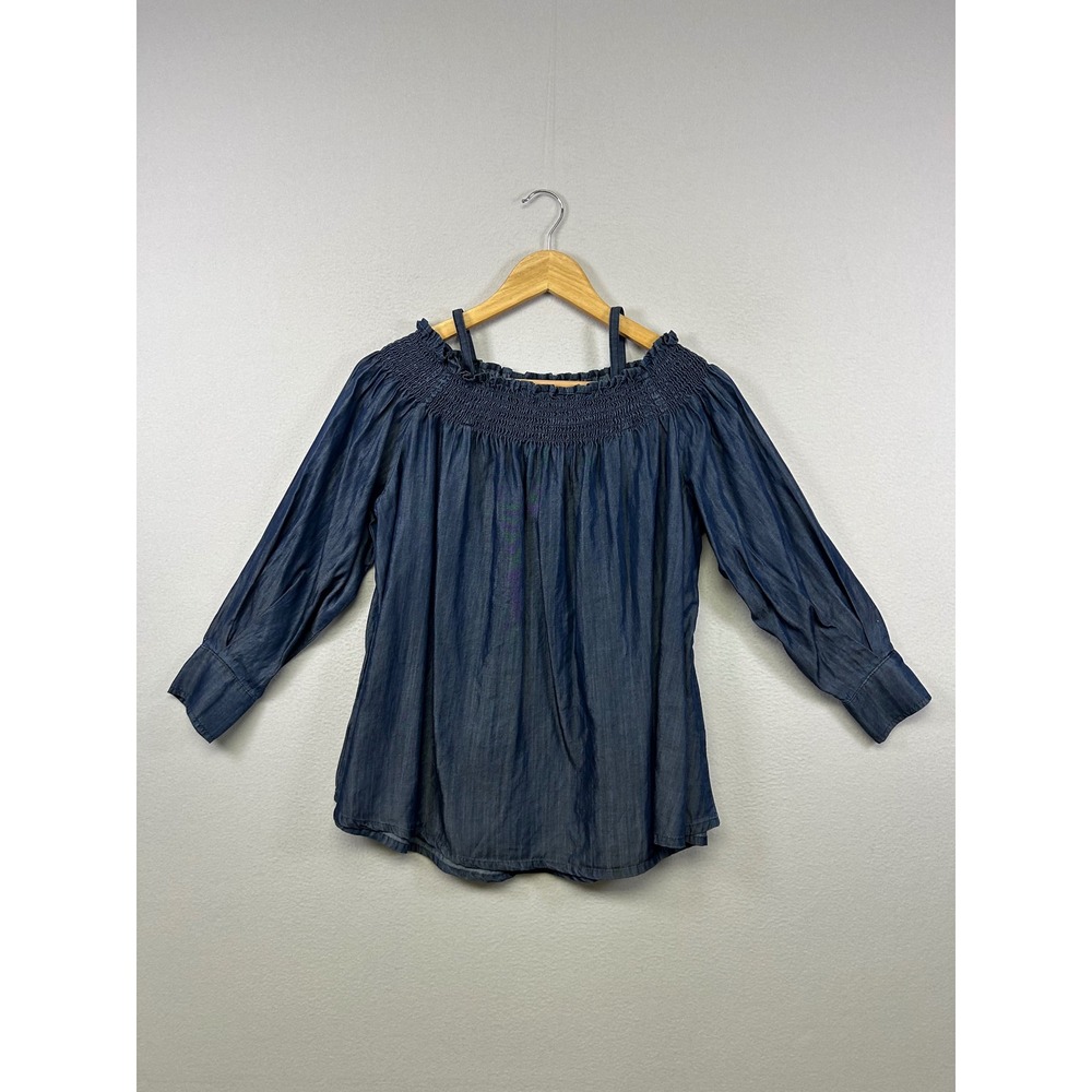 Boho The Wendy Williams Collection Women M Blue Smocked‎ Off Shoulder Denim Top